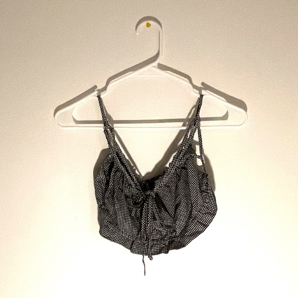 Cropped Picnic Table Patterned Top